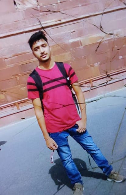 Varanasi: LLB first year student jumped into the river to retrieve slippers, drowned in deep water at Ravidas