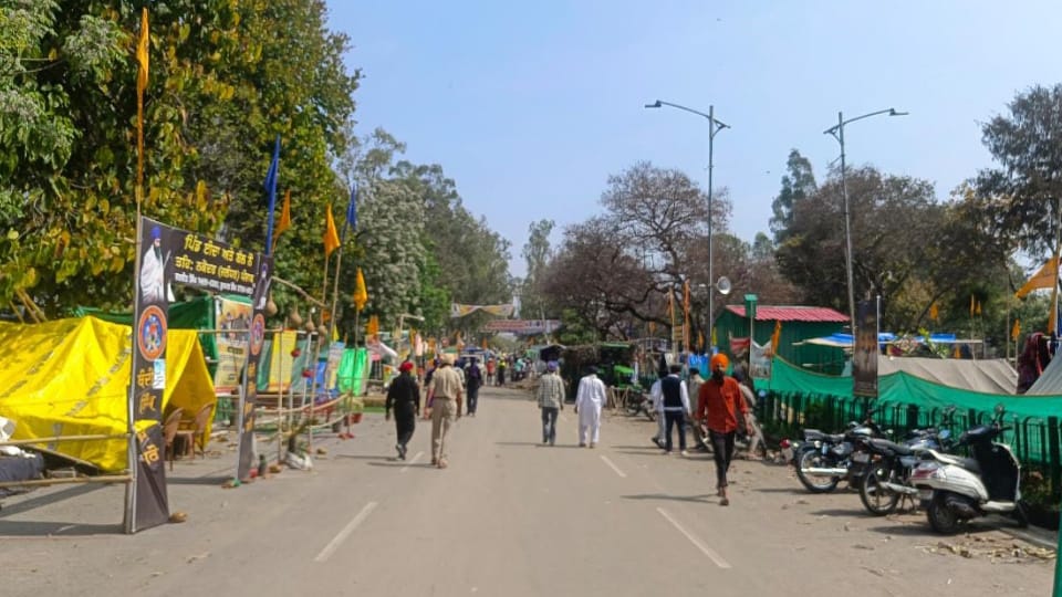 Fight broke out between two groups in Quami Insaf Morcha in Mohali