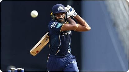 Gujarat Titans: शुभमन गिल से लेकर केन विलियम्सन-राशिद खान तक, हार्दिक गए तो ये बन सकते हैं गुजरात के नए कप्तान Shubman gill to Kane Williamson and Rashid Khan Captaincy option for Gujarat Titans if Hardik goes to Mumbai