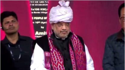 LAC Row: 'सुई की नोक जितनी जमीन भी कोई नहीं ले सकता', चीन के एतराज के बाद अरुणाचल से अमित शाह का जवाब Union Home Minister Amit Shah Arunachal Pradesh Assam Visit Slams China Objection over LAC Row Latest News