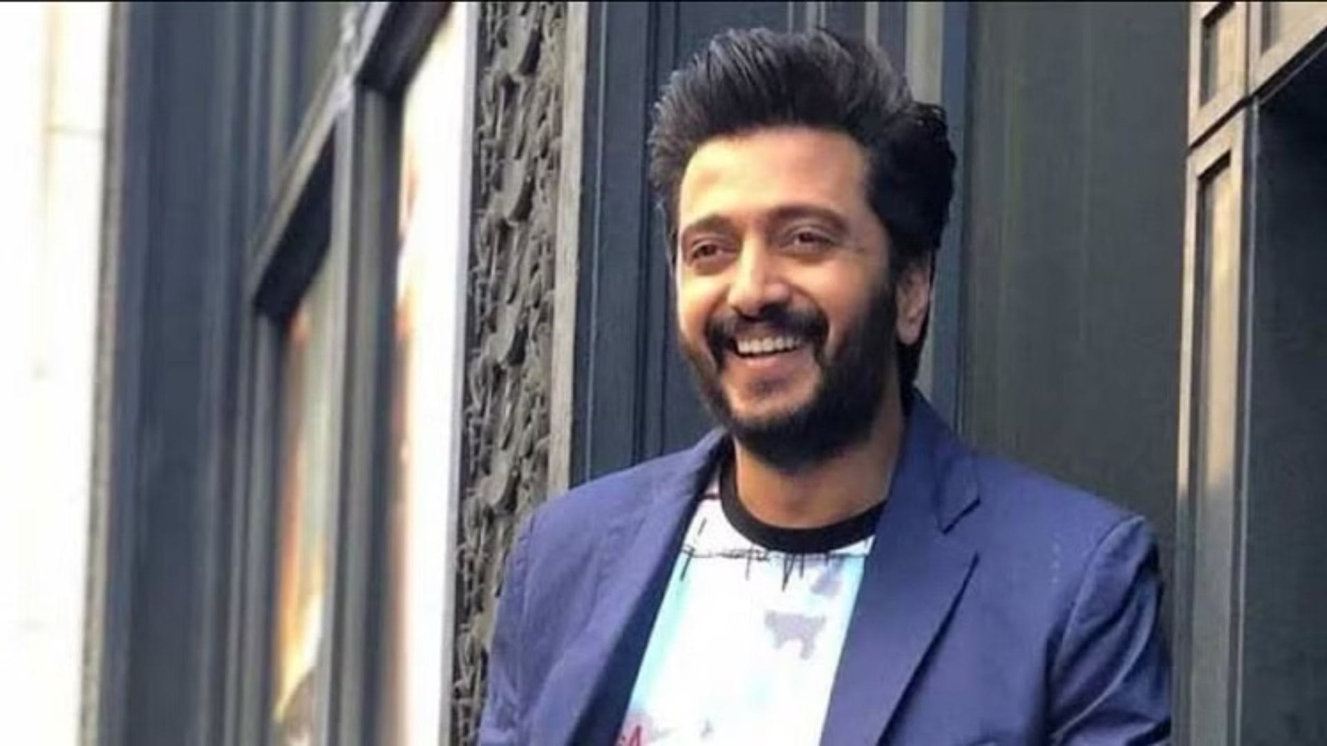 After Ved Riteish Deshmukh All set to direct his second film which based on Shivaji Maharaj know details