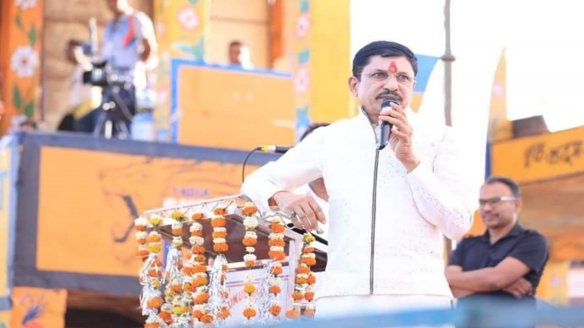 बीजेपी विधायक नारायण त्रिपाठी