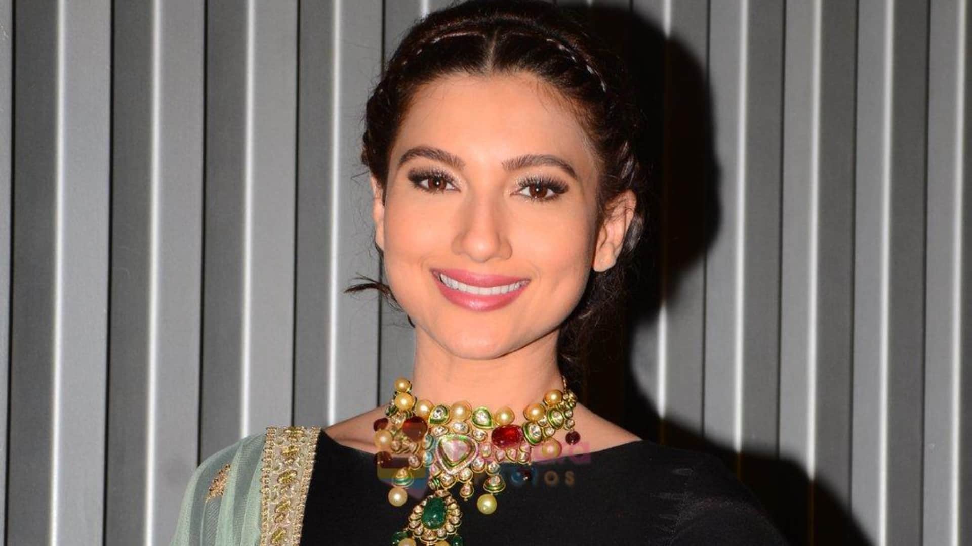Actress became mother after age of 40 gauahar khan Neha Dhupia Amrita Dia Mirza Kareena Kapoor Bipasha Basu