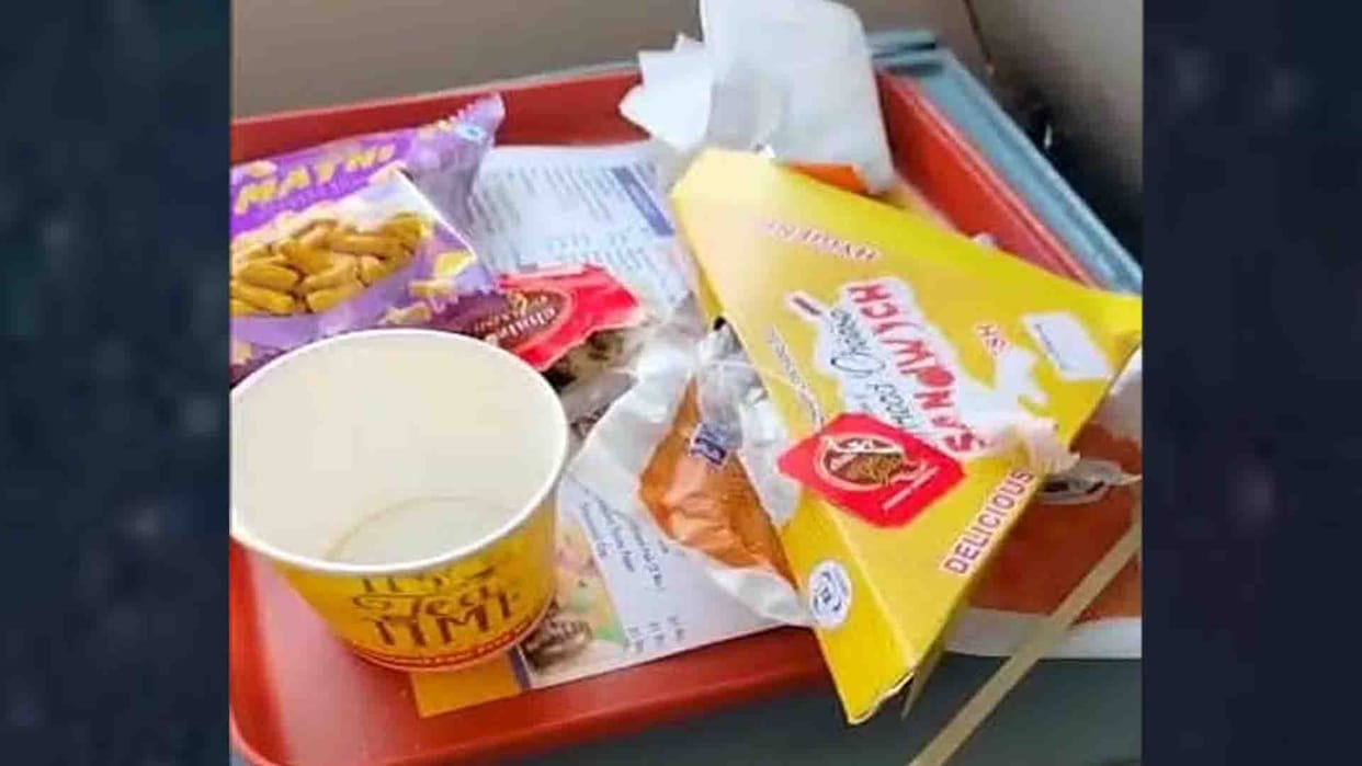 Etawah: Allegations of getting bad breakfast in Shatabdi Express