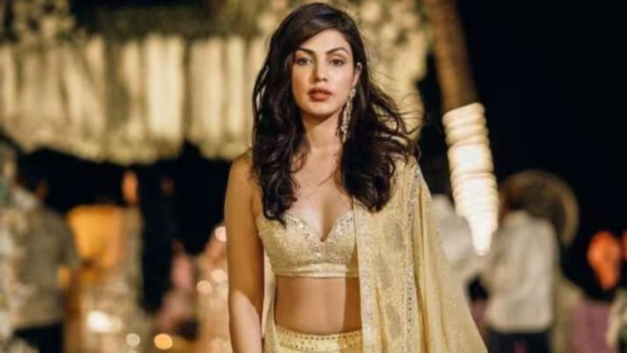 Sonu Sood shares Rhea Chakraborty as gang leader in Roadies Season 19 in a new promo