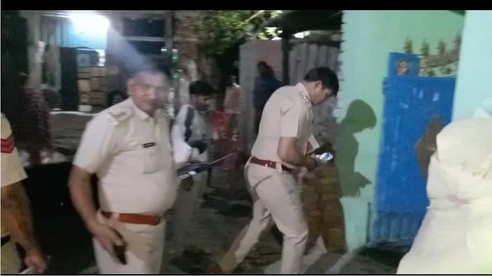 Attack on People of particular community with sticks Sonipat and armed youths entered religious place