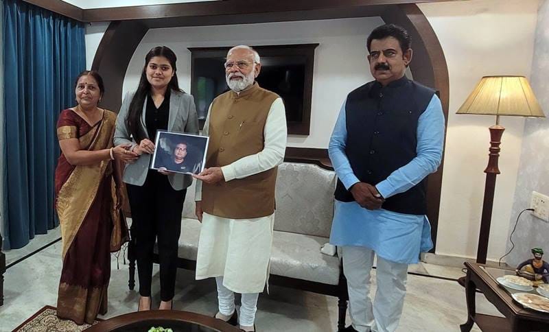 PM Modi met Indore's Tanishka was surprised to see her sharp intelligence