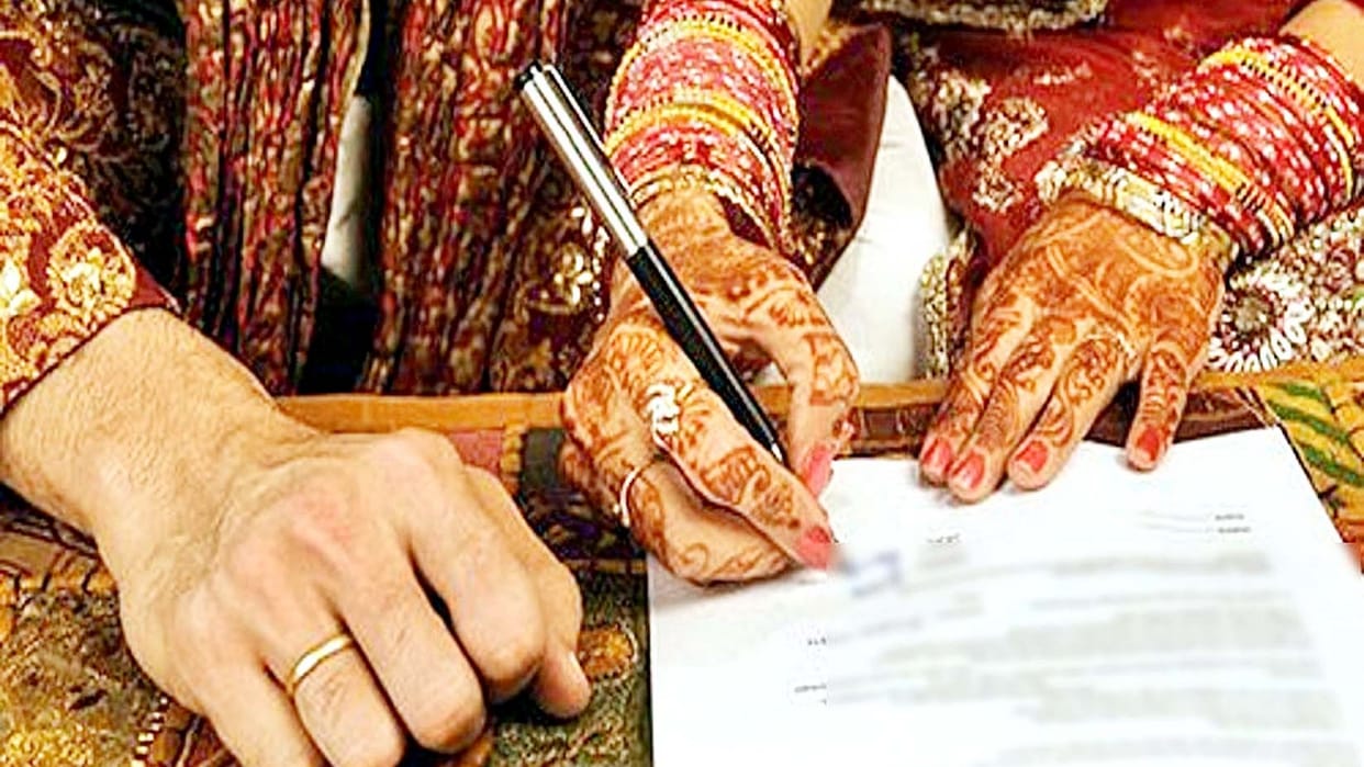 Udaipur Love Story Woman married her lover leaving two children
