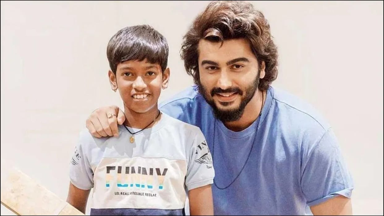 arjun kapoor will fund 11 year old anisha who wants to play for indian cricket team