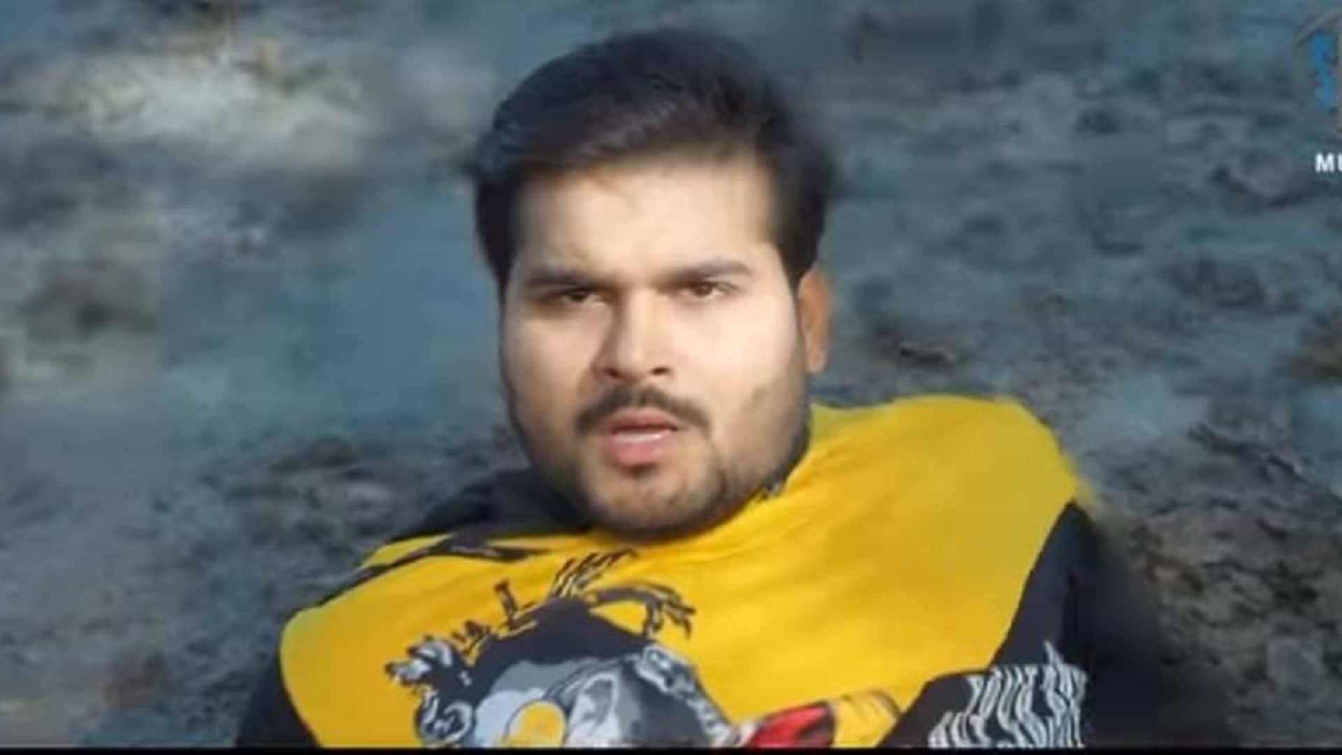 Bhojpuri Horror Arvind Akela Kallu brought know what is the connection with 21 year old Bollywood film raaz