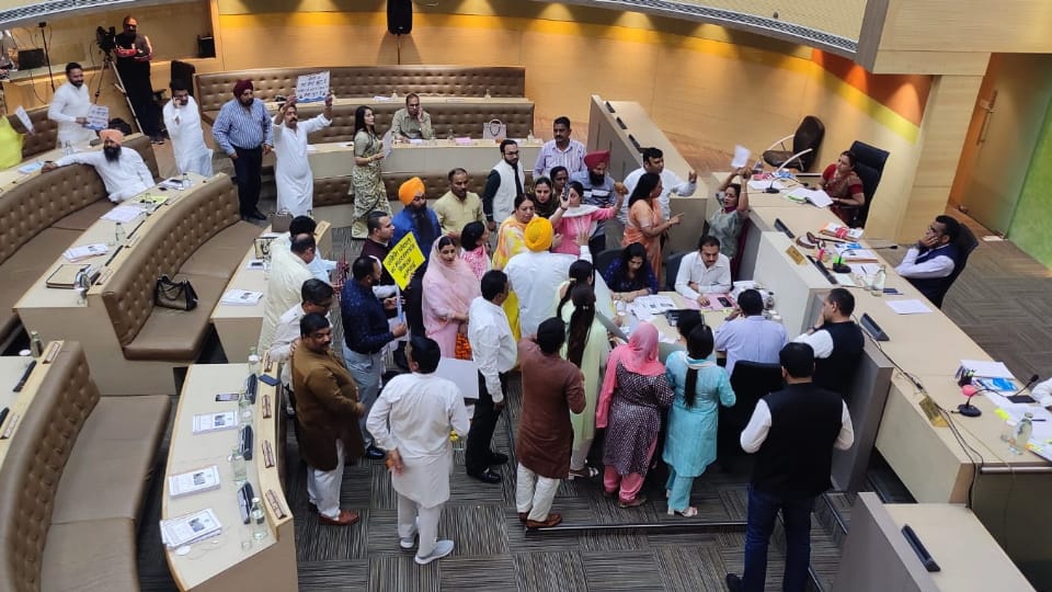 Meeting of Chandigarh Municipal Corporation House All Update News