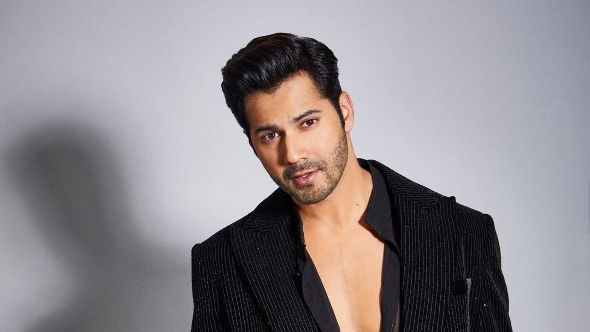 Citadel star Varun Dhawan paid a hefty amount to host Zee Cine Awards 2023 know the amount
