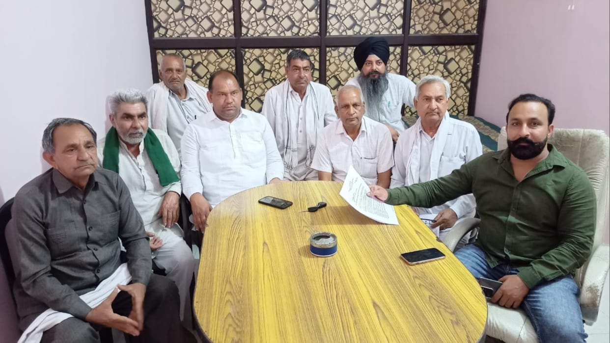 Farmers will block roads against the condition of reduction in payment if grains are shriveled and broken
