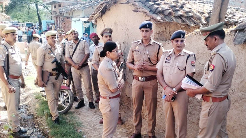 Old man killed in land dispute in Hamirpur, younger daughter in law was also injured in saving, stabbed on the