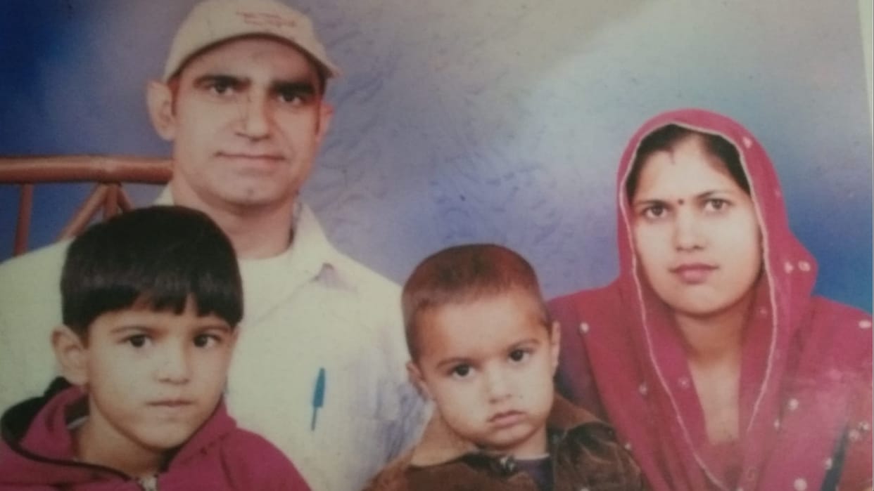 Man Killed his wife and children and then Suicide