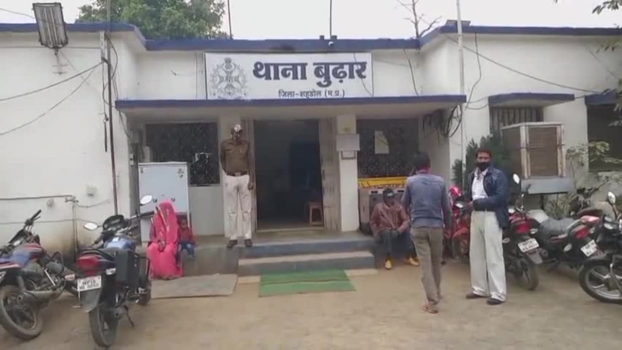 Middle aged man died in road accident just 200 meters away from house, the body was lying for 8 hours