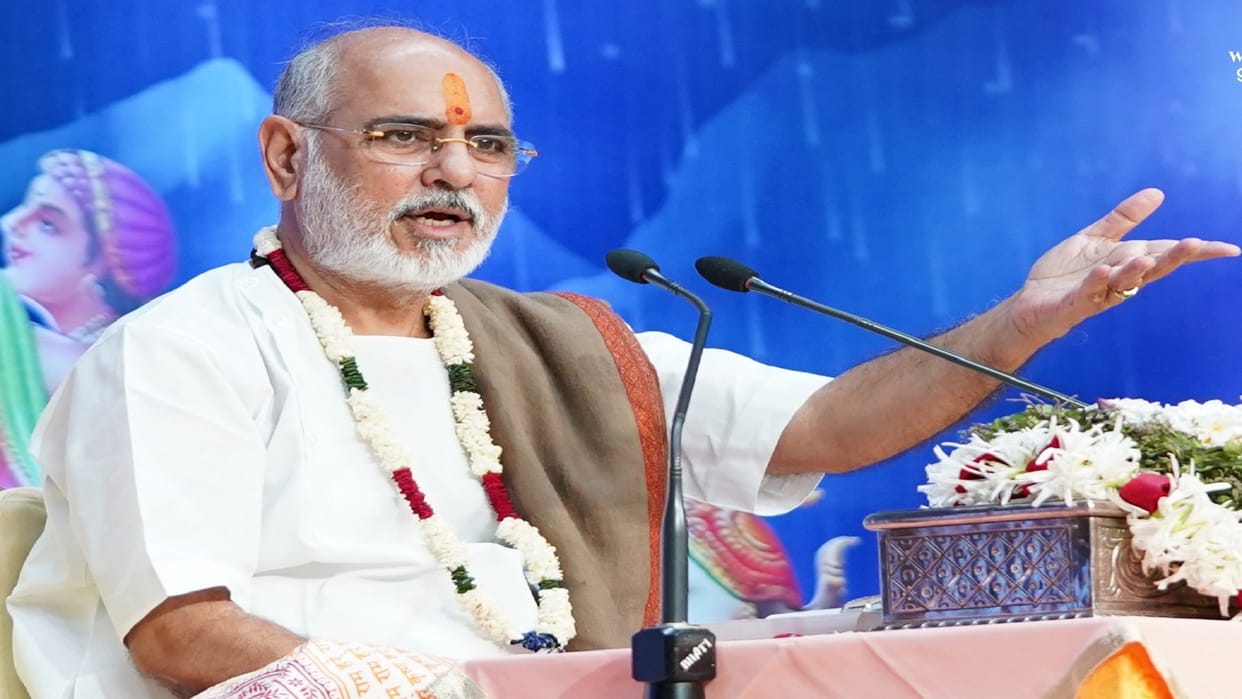 Shrimad Bhagwat Katha in raipur Rameshbhai Ojha said needs never go unfulfilled