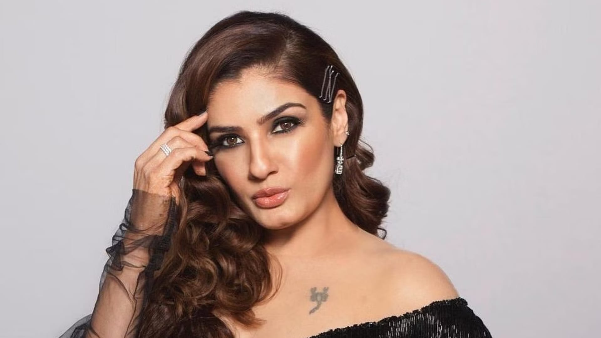 As Per Reports Akshay Kumar Raveena Tandon reunite after 19 years for Welcome 3 titled Welcome To The Jungle
