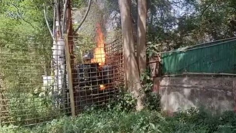 Fire broke out in the transformer of Chief Engineer office premises bareilly
