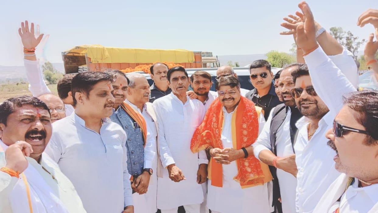 Vindhya Janata Party Kailash Vijayvargiya taunt on MLA Narayan Tripathi Vindhya Janata Party