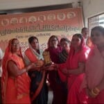 भाजपा महिला मोर्चा ने सुषमा स्वराज अवार्ड से महिलाओं को सम्मानित किया।