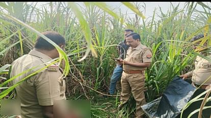 Meerut News: Sensation after Beheaded dead body of a young man was found in Rohta