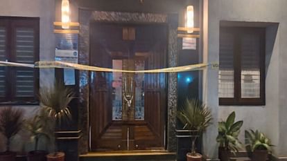 Samajwadi party leader hotel sealed in varanasi said i harassed before Up nikay Chunav 2023