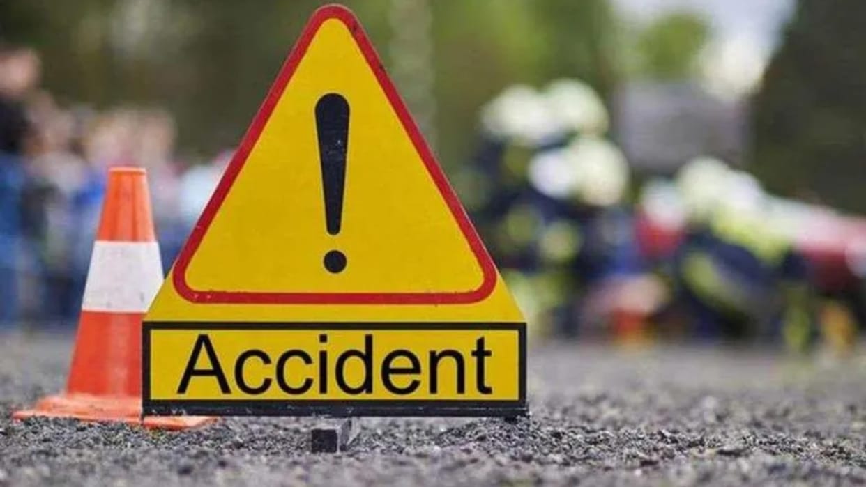 Road Accident in Sagar: Speeding Scorpios collided with scooter and bike, three including Congress leader died