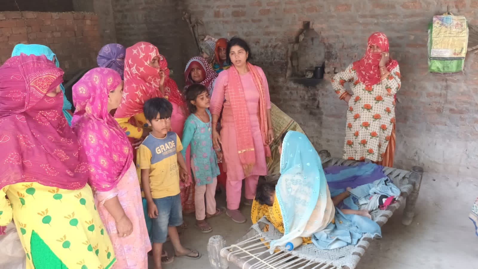 UP Crime: A youth was murdered of his Father Ankle and Bua in a village of Baghpat