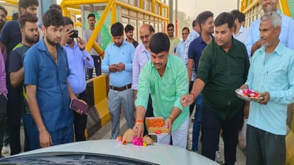 toll tax will have to be paid in Faridpur toll Plaza on National Highway in Bareilly