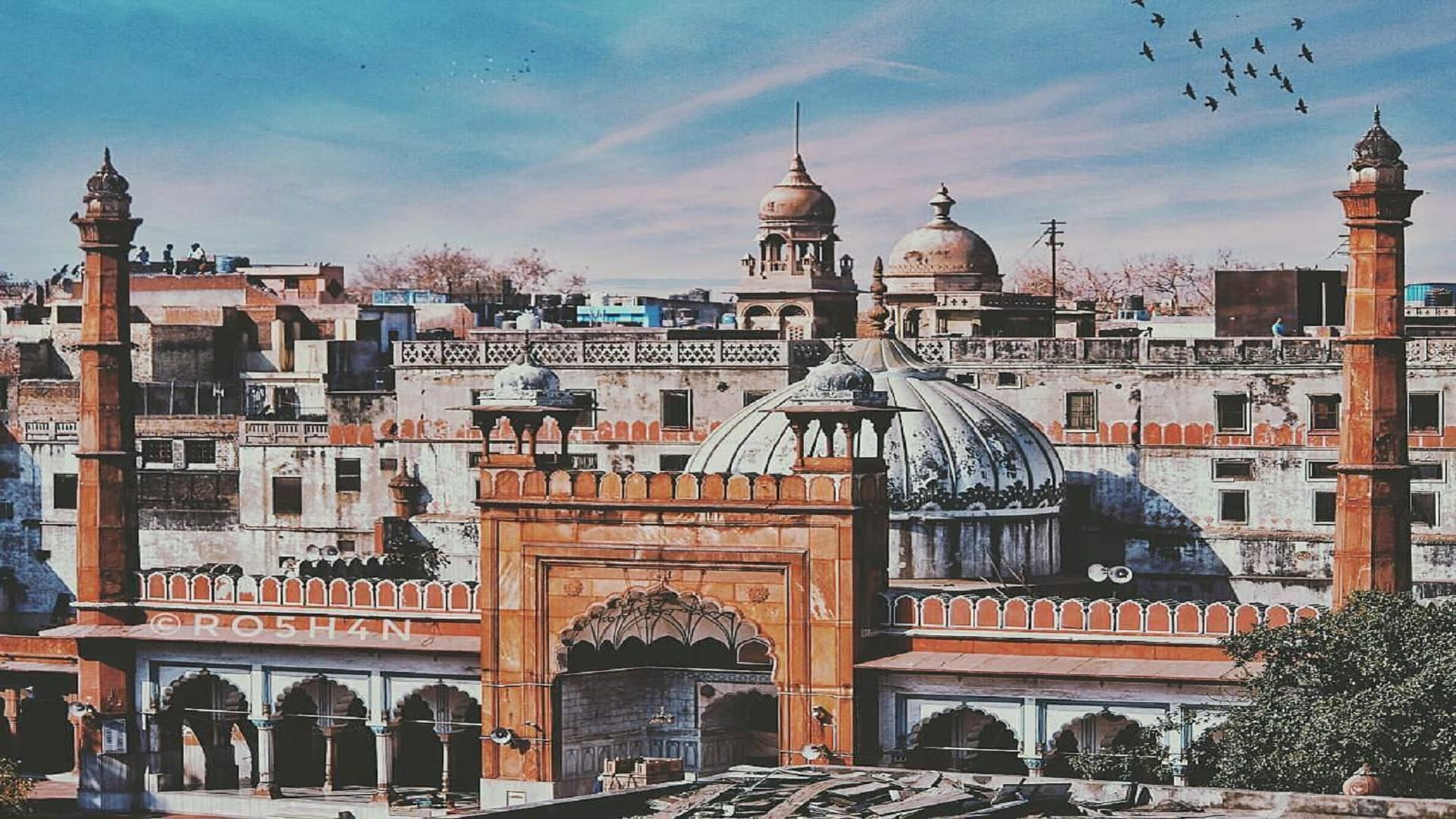 Travel Tips Delhi Most Famous Mosque Where You Can Offer Eid Prayer Check List Here in Hindi