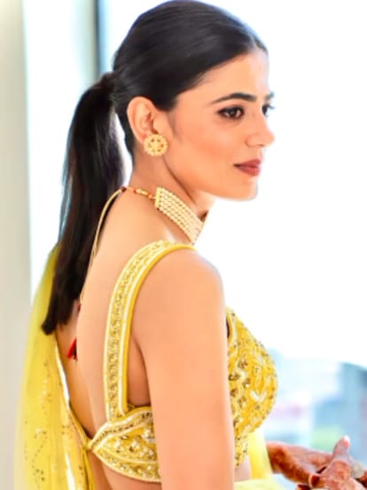 Indian Womens Hockey Team, captain, Savita Punia, looked very beautiful, Haldi ceremony