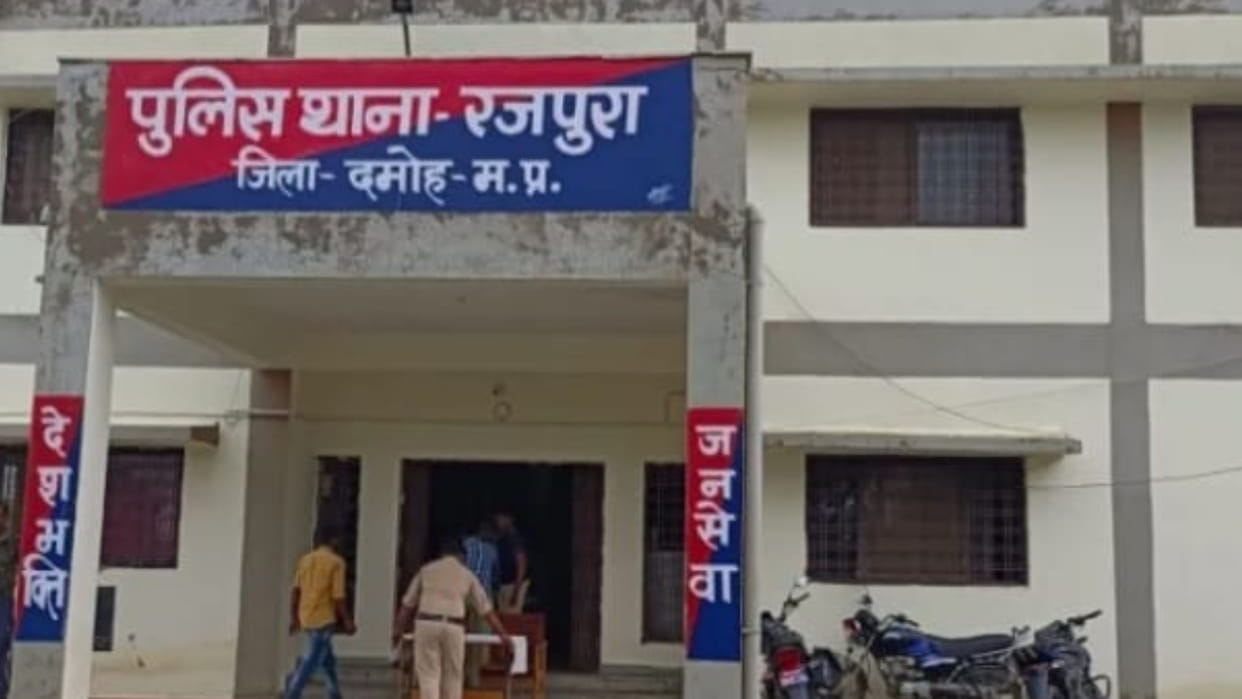 The incident of robbery with brother-sister and rape of a girl turned out to be a lie,
