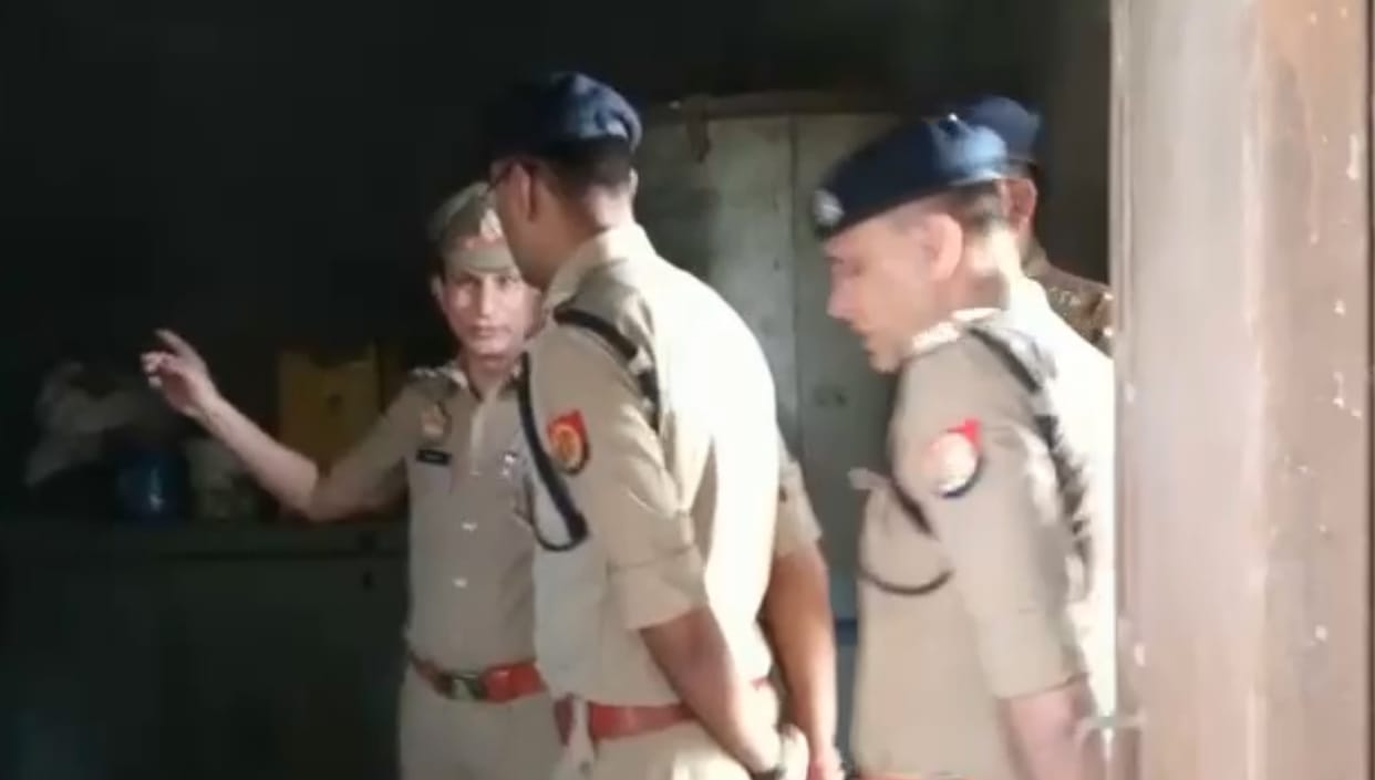 Baghpat: Married woman murdered for dowry, dead body found hanging from fan, report filed against four