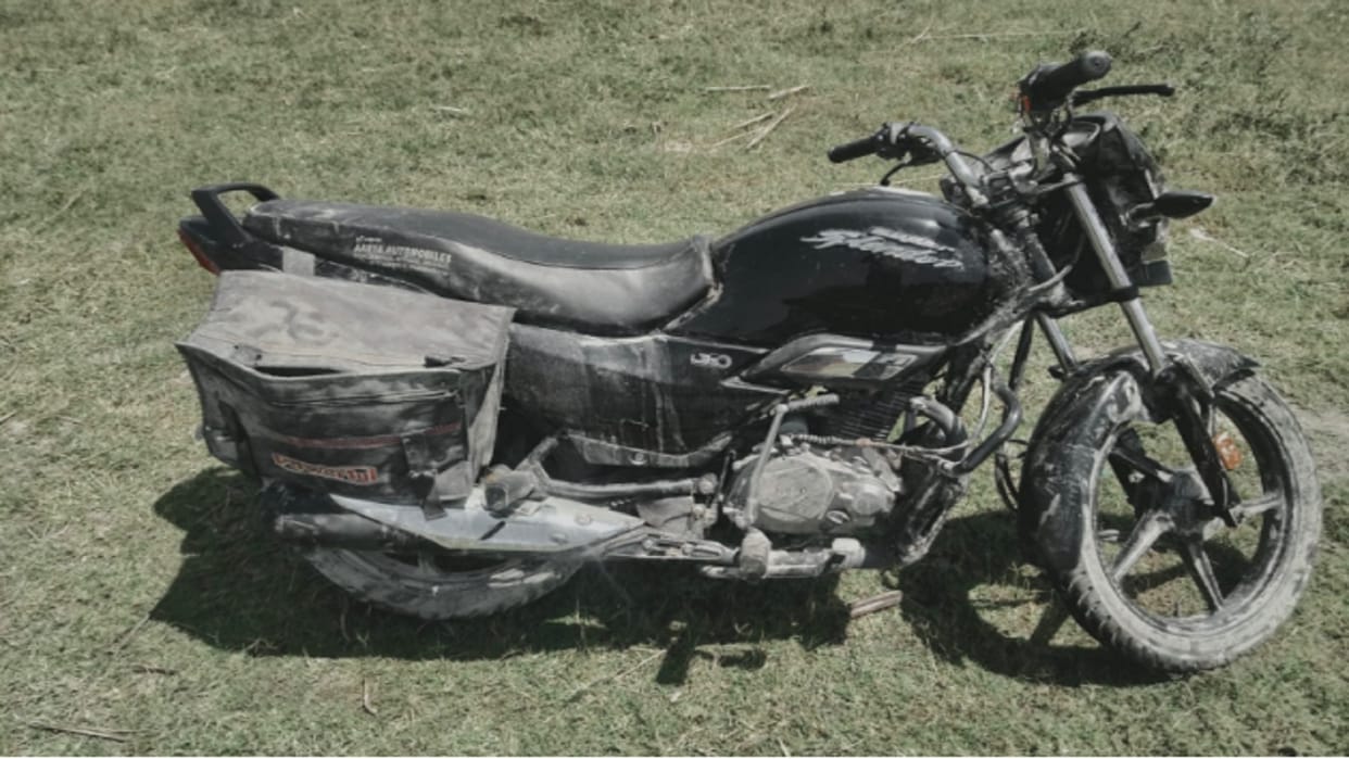 Bike of Head constable Gopichand has found in the Ganges and posted under security of Chief Minister Kejriwal