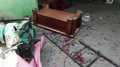 Meerut Vishu murder Case: Women said that houses pelted with stones and goods destroyed in front of our eyes