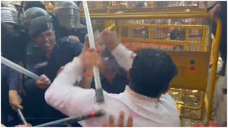 Rajasthan STF lathicharge on BJP Jan Aakrosh rally in Alwar beat up MLA Sanjay Sharma