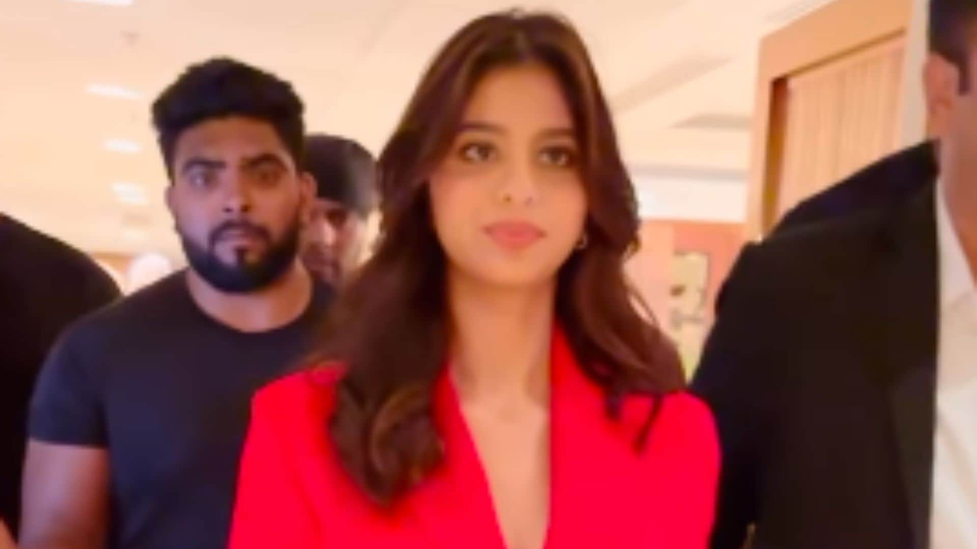 shahrukh khan daughter suhana khan becomes international beauty brand ambassador before bollywood debut