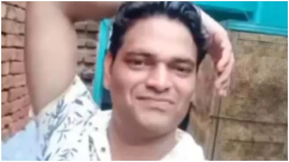 Youth burnt alive in car in Bharatpur died in Jaipur during treatment