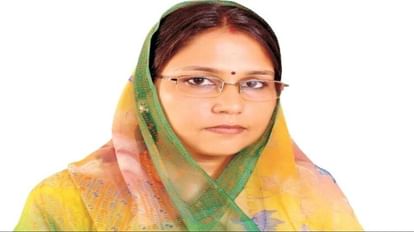 UP Nikay Chunav 2023: जानिए कौन हैं अर्चना वर्मा, जिन्हें सपा ने शाहजहांपुर मेयर पद का बनाया प्रत्याशी UP Nikay Chunav 2023 archana verma sp candidate from shahjahanpur mayor seat
