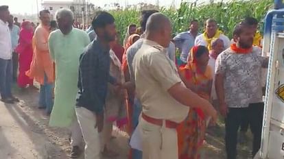 बिहार के बेगूसराय में पति ने बेरहमी से पत्नी की पीट-पीट कर हत्या कर दी