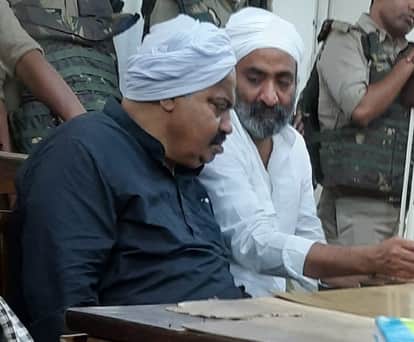Asad Ahmad encounter: Atiq Ahmad with his brother Ashraf Ahmad
