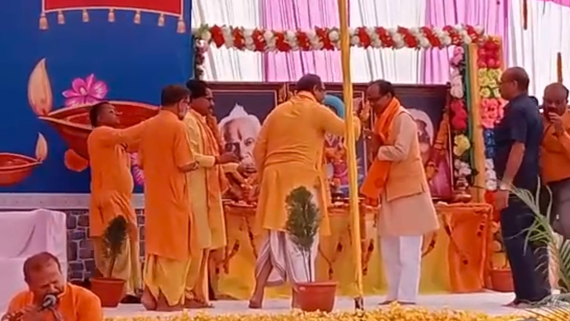 Ladli Bahna Yojana: CM Shivraj reached Barwani for publicity
