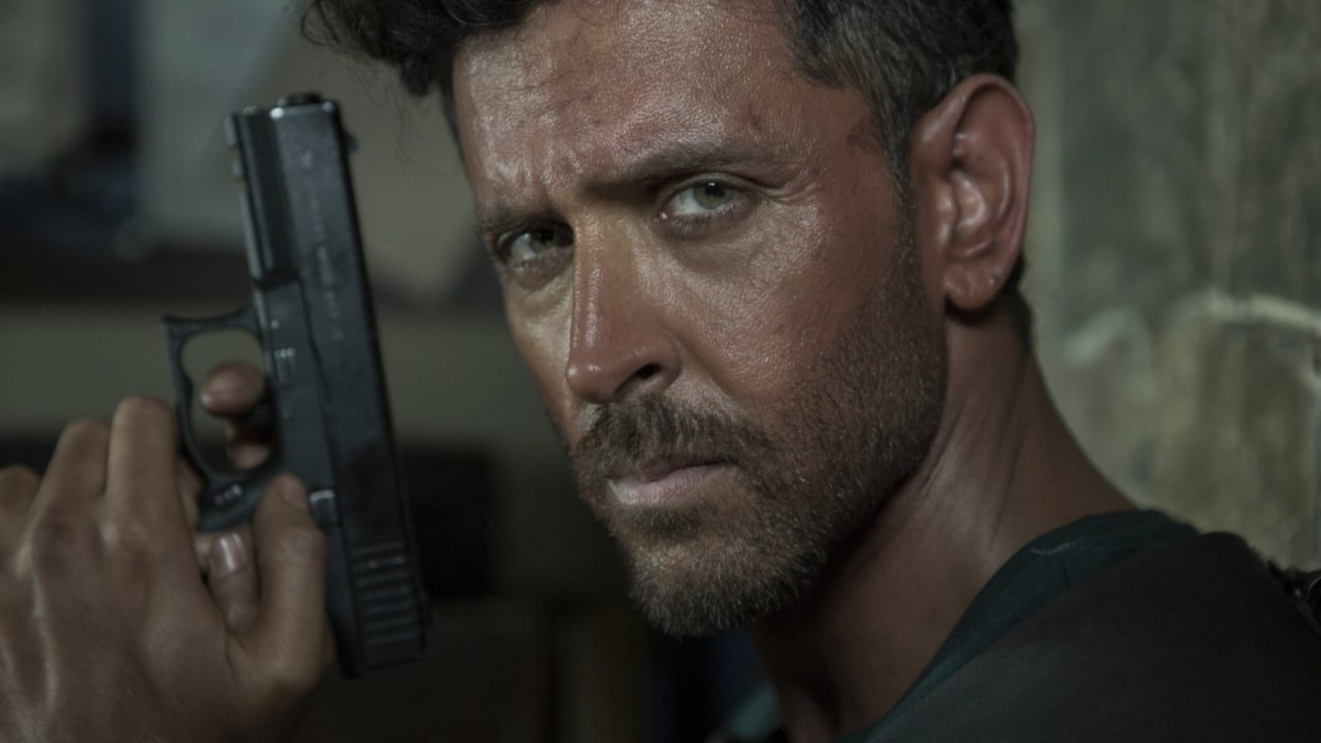Fighter Hrithik Penta biggest aerial action film complete preparation like this before sitting on pilot seat