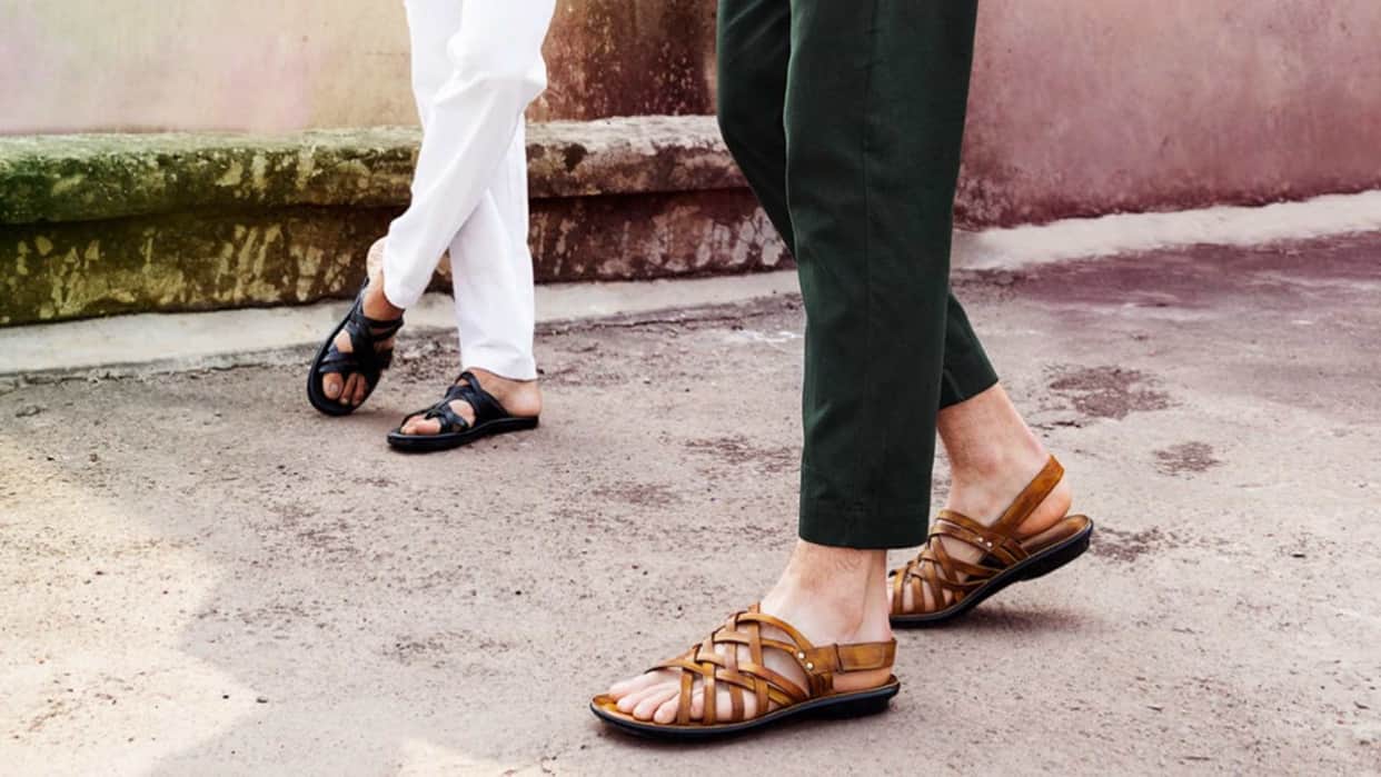 Men’s Fashion Tips in Hindi Pair Your Kurta With These Trendy Footwear