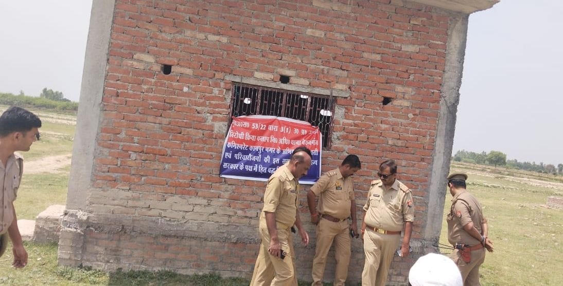Action on close relatives of SP MLA Irfan Solanki and accused of Kanpur riots, assets worth 29 crores seized