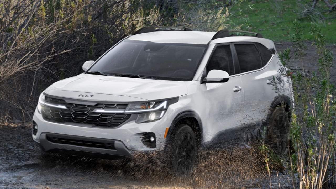 if you are planning to buy mid size SUV, then first know who has the most waiting, maruti toyota hyundai kia