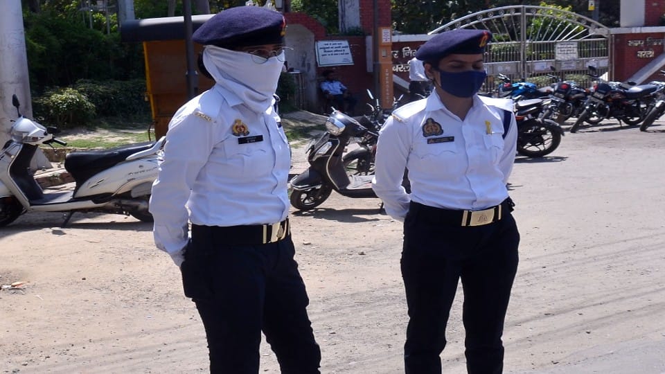 42 lady police cops handling the command of the traffic system in Bareilly