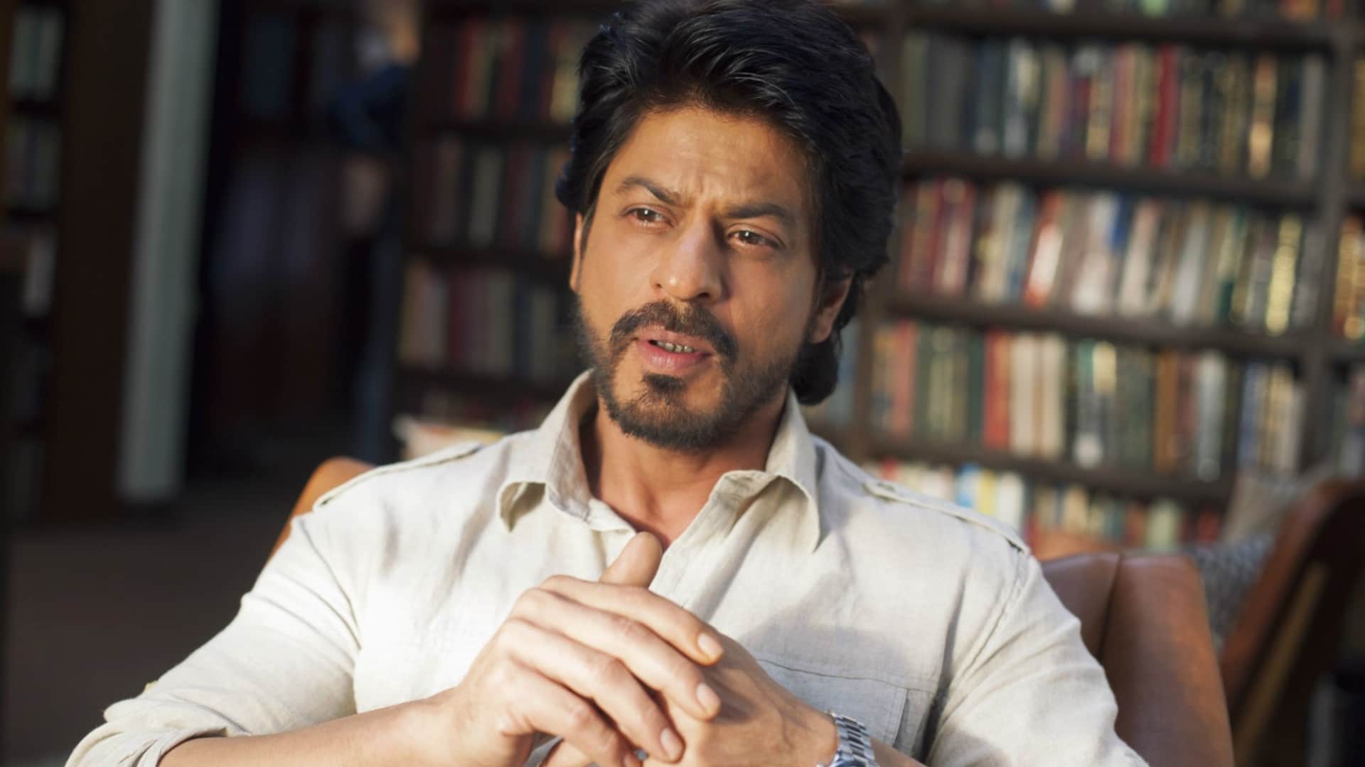 Shahrukh khan will play army officer role in rajkumar hirani film dunki know the full details