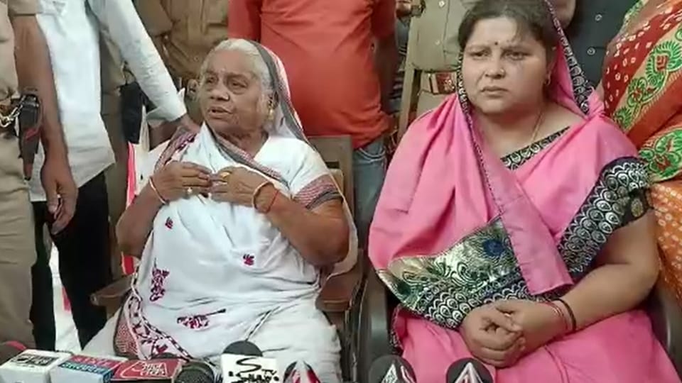 atiq ahmed son asad encounter umesh pal mother and wife say it is late in yogi raj but not dark thanks CM yogi